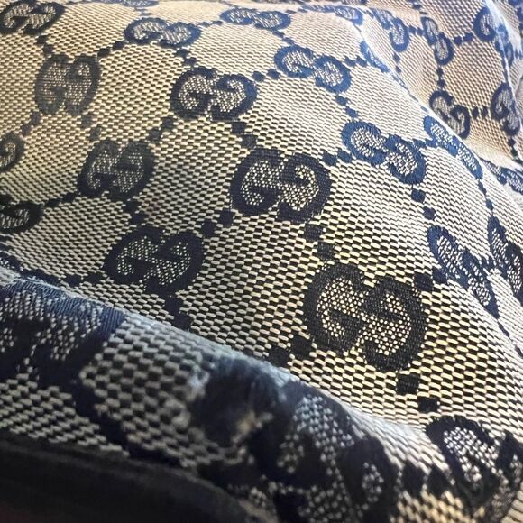 Gucci Beige and Black Patterned Tote - Picture 14 of 16